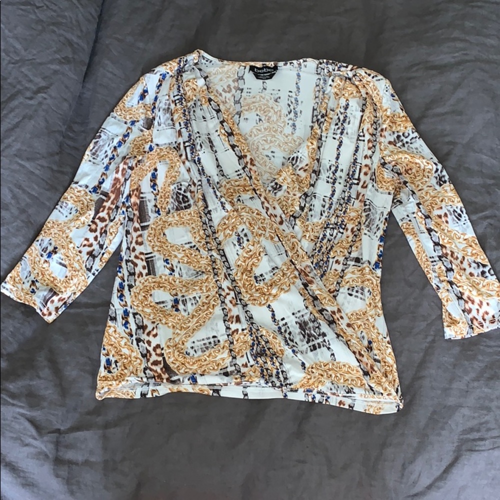 BEBE 3/4 sleeve drapes top